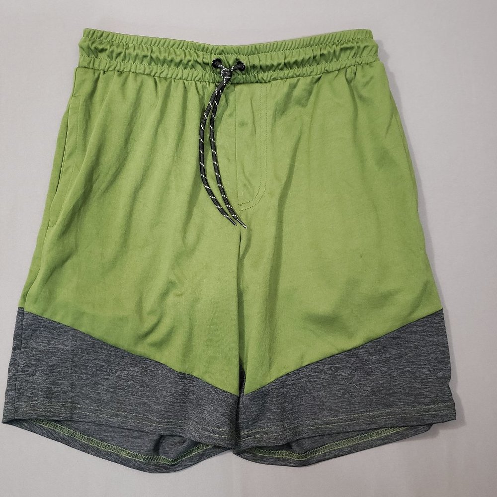 TAPOUT Mens Athletic Shorts Green Black Mixed Martial Arts Spellout, Small